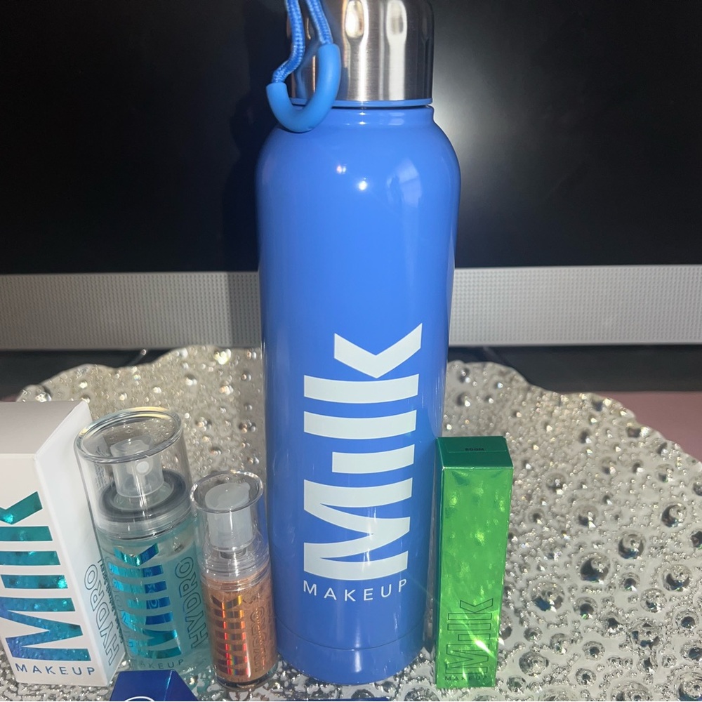 Milk Makeup Set Bundle Hydro Grip Primer Setting Spray Water Bottle Kush Mascara - Picture 3 of 4